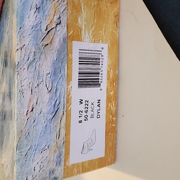 Bella Vita Dylan shoe boots, black leather size 8.5W - Picture 6 of 7